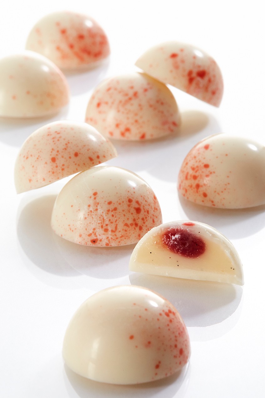 Bonbons framboise et yuzu, ganache vanille Puratos